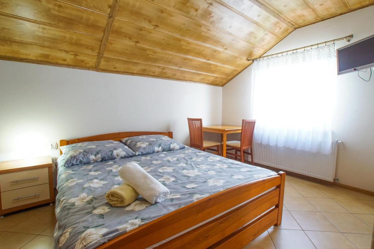Wichrowe Wzgórze Casa de hóspedes Krajno Pierwsze Exterior foto